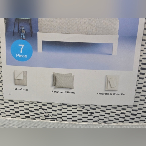 Reversible Microfiber comforter and sheet set - Picture 2 of 4